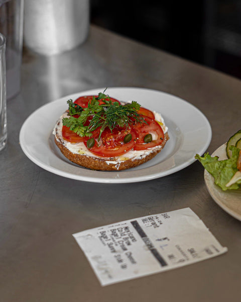 Bagel à la tomate de chez Fitzcaraldo à Paris