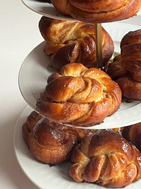 LA RECETTE DES ROULÉS À LA CANNELLE FAÇON CHAÏ LATTE